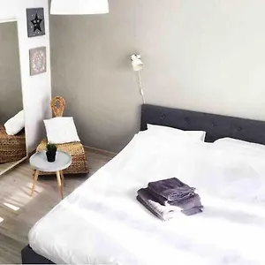 Apartamento Old 2, Bucarest